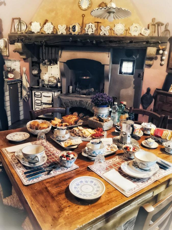 B&B Dove Comincia La Bella Italia Beura Екстериор снимка